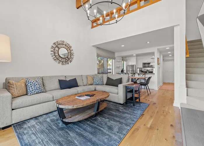 Apartment Rmr: Cinquefoil 1615 In The Aspenswilsonwy Wilson